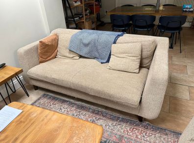 2 free sofas free to take away