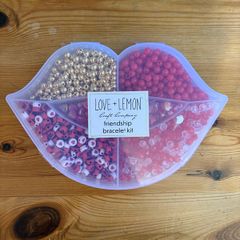 Friendship bracelet kit