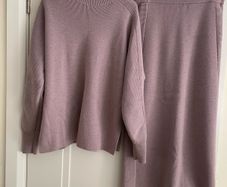 Jaeger merino wool lilac skirt and jumper