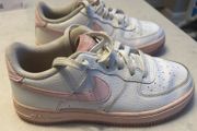 Nike Airforce 1 runners UK 5