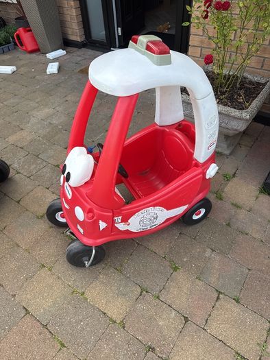 cozy coupe