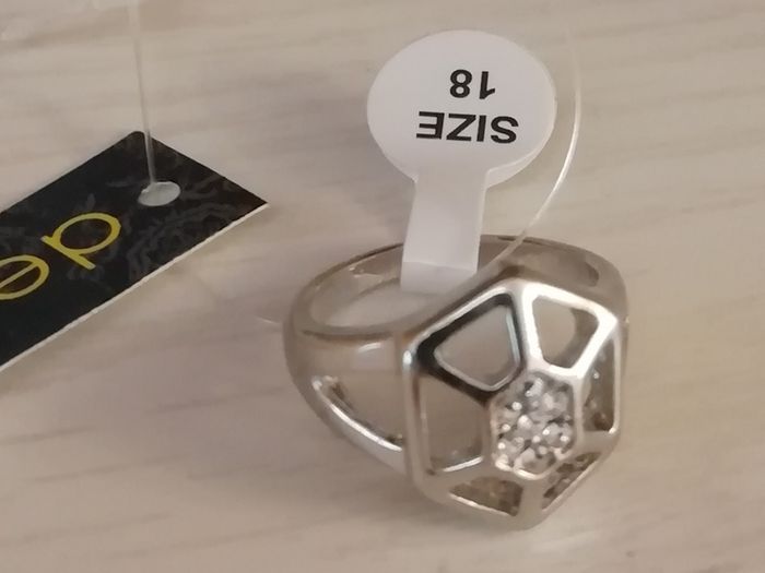 DesignSix Tucci Ring Size 18 New with Tags Also Matching Bracelet Available