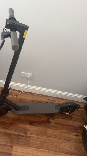 Xiaomi Mi Electric Scooter 1S