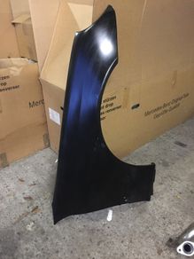 Mercedes C Class RHF Wing (W203)