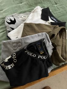 Bundle of mens branded tops
