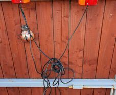 Magnetic trailer lights