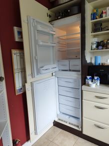 indesit Integrated Fridge/Freezer