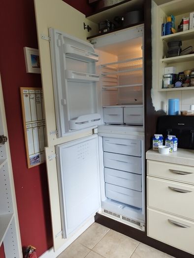 indesit Integrated Fridge/Freezer