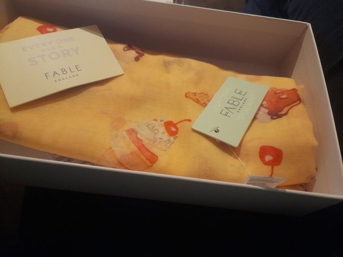 Fable design Ladies scarf in presentation box