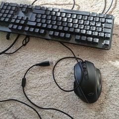 keyboard and mouse