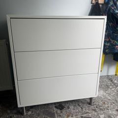 White Chest of Drawers
