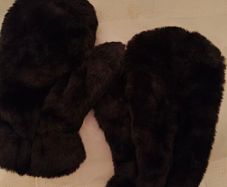 Faux Fur Mittens