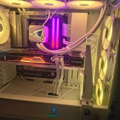 Custom White Gaming PC - Ryzen 5 9600X / RX 7700 XT / DDR5 / Gen5 SSD + Monitor