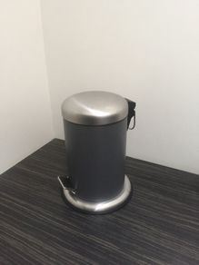 pedestal bin
