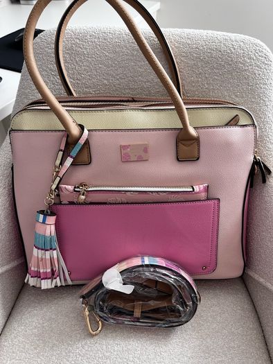 Practically new Parfois Ladies Laptop Bag & comes with 3in1 matching charging cable