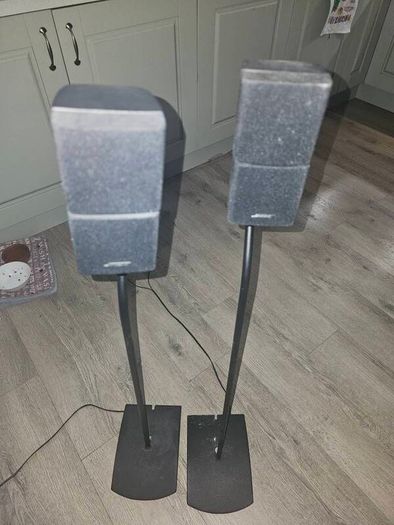 Bose cube speakers