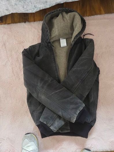 carhartt hooded jacket excellent condition