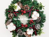 Cotton Flower with Pine Cones Door Decoration Christmas Wreath 11.8 Inch
