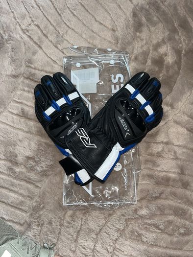 motorbike gloves RST