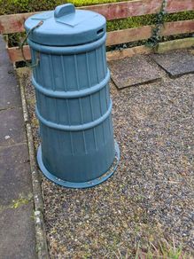 Garden composter