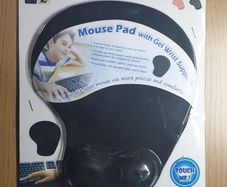 Mouse pad with Gel Wrist Rest Support(OUT OF STOCK)