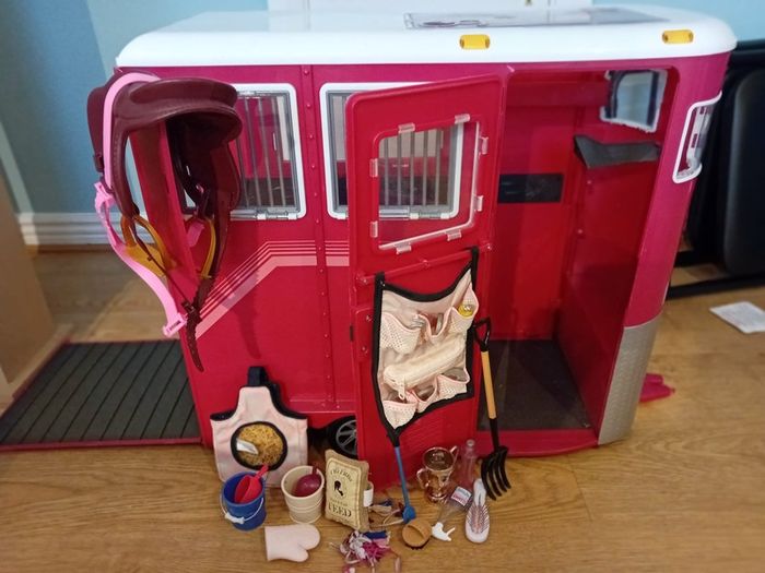 Our Generation Mane to Travel Horse Trailer