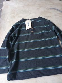 Leigh Tucker Long Sleeved Top.  Age 5-6 years.   B.N.W.T