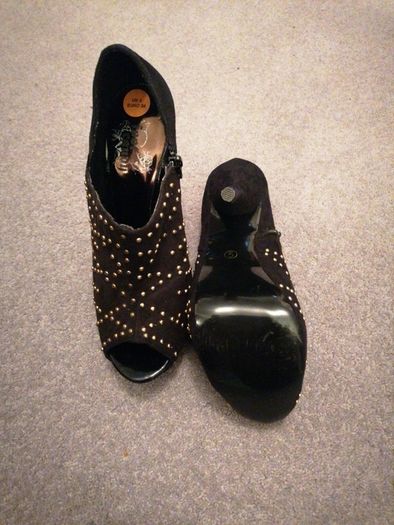 Ladies platform shoe