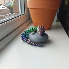 An Articulated Dragon printed in pla silk( blue green and purple )shipping included no collection