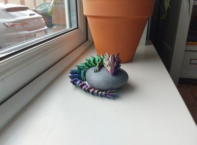 An Articulated Dragon printed in pla silk( blue green and purple )shipping included no collection