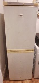 Free WORKING Whirlpool fridge freezer