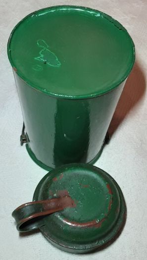 green billy can