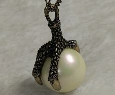 Unique Gothic Claw Pendant Necklace