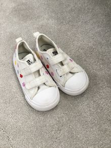 converse girls shoes size 7 cm 14.