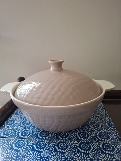 Meadows and Byrne oven dish