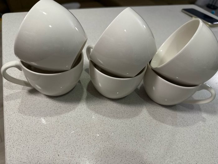 6 tea cups