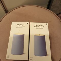 2 LED pillar candles
