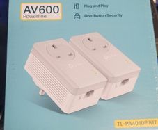 TP-Link AV600 passthroigh Powerline Adapters