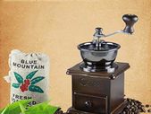Caife.ie Antique Style Manual Coffee Bean Grinder