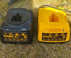drill & 2x chargers