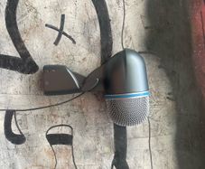 Shure Beta 52a microphone