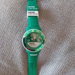 Ice-Watch Pantone Universe Emerald Watch