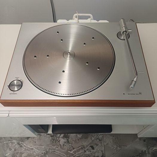 Hifi Gold Bang and olufsen Beogram 1202 Fully Automatic Fully serviced Turntable with New original SP14 Cartridge and Stylus fully professionally serviced
