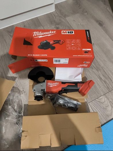 Milwaukee Grinder