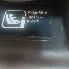 Axkid One Rear Facing Car Seat
