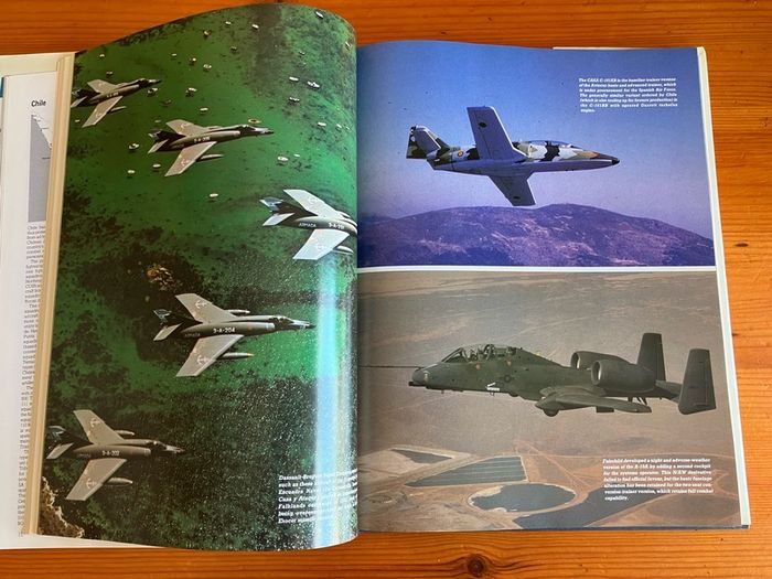War book: 'Air Forces Of The World'