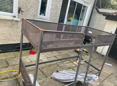 iron bed