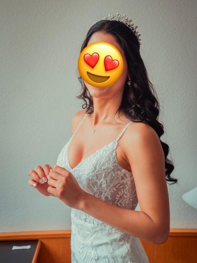 Wedding Dress + Underskirt + Veil