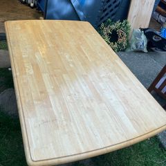 Pine Table