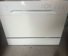 Essentials Tabletop dishwasher